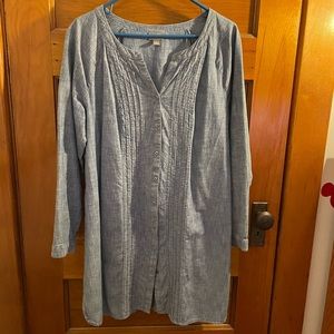 JJill pintucked chambray tunic